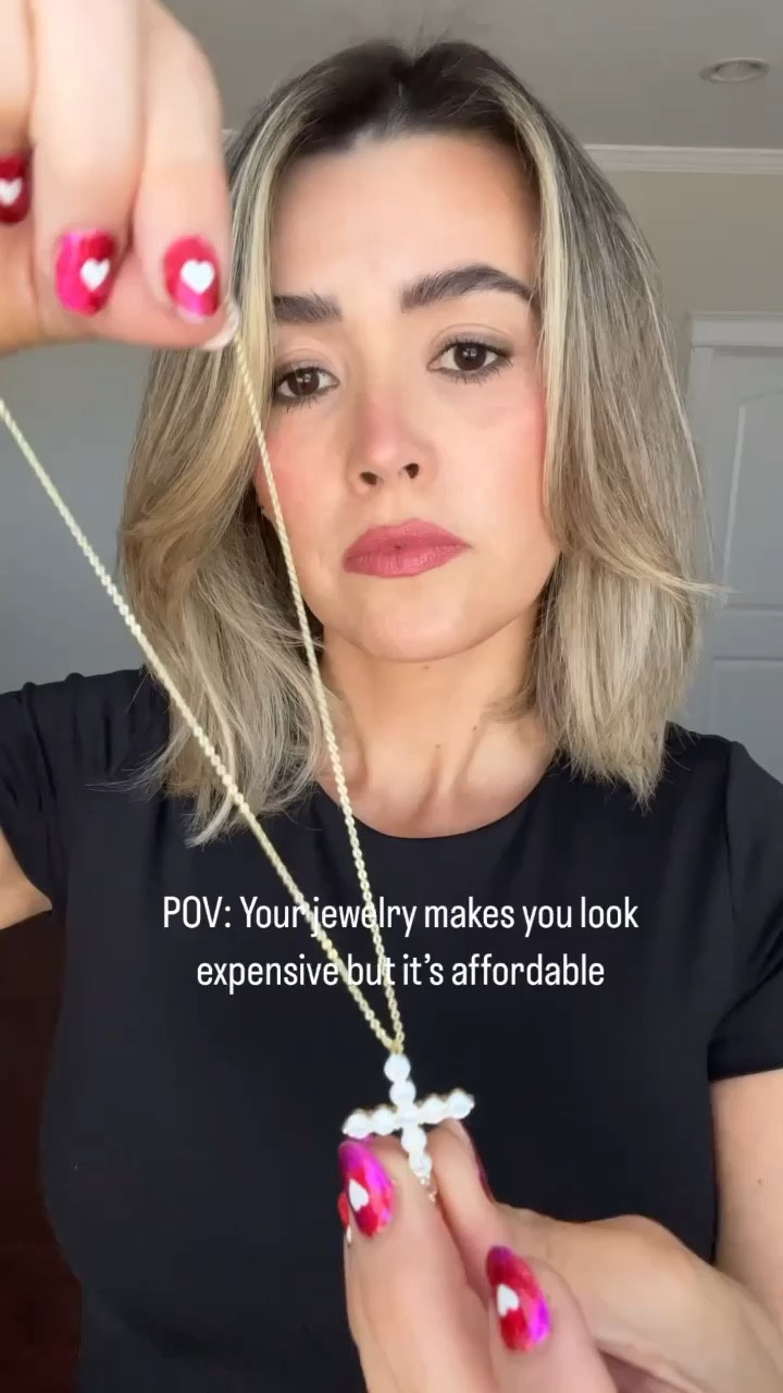 Diamonds are a girls best friend 💎 but who can really tell if they are real or not? I love the quality of all my Melinda Maria Obsessed! Use code Janie for 10% off and now thru Feb 5 spend $98 and get a free necklace. 

#valentinesgifts #jewelrylover #tennisbracelet #tennisnecklace #styleover40 #fortyandfabulous #houstonblogger

#LTKstyletip #LTKfindsunder50 #LTKSpringSale