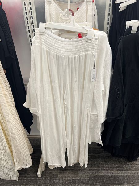 Perfect white beachy pants! #target 

#LTKfindsunder50 #LTKSeasonal #LTKswim