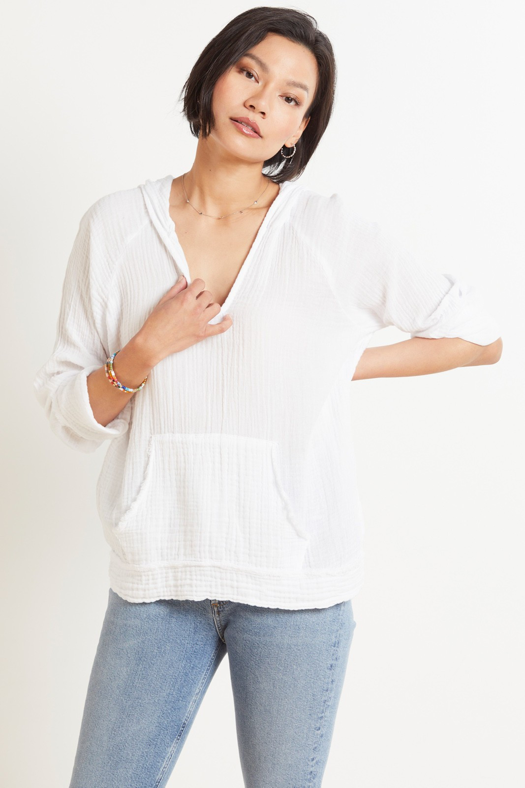 MICHAEL STARS Double Gauze V Neck Sweatshirt | EVEREVE | Evereve