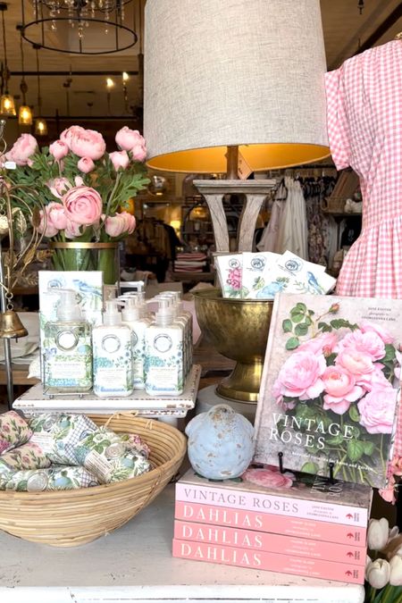 Beautiful last minute Mother’s Day ideas for all the moms! Shop florals books, Michael Designs soaps, soap dispensers, soap sets in a variety of scents. Add a pretty spring candle. Spring home decor accessories. Amazon, free shipping. #ltkgiftguide

#LTKsale #LTKhome