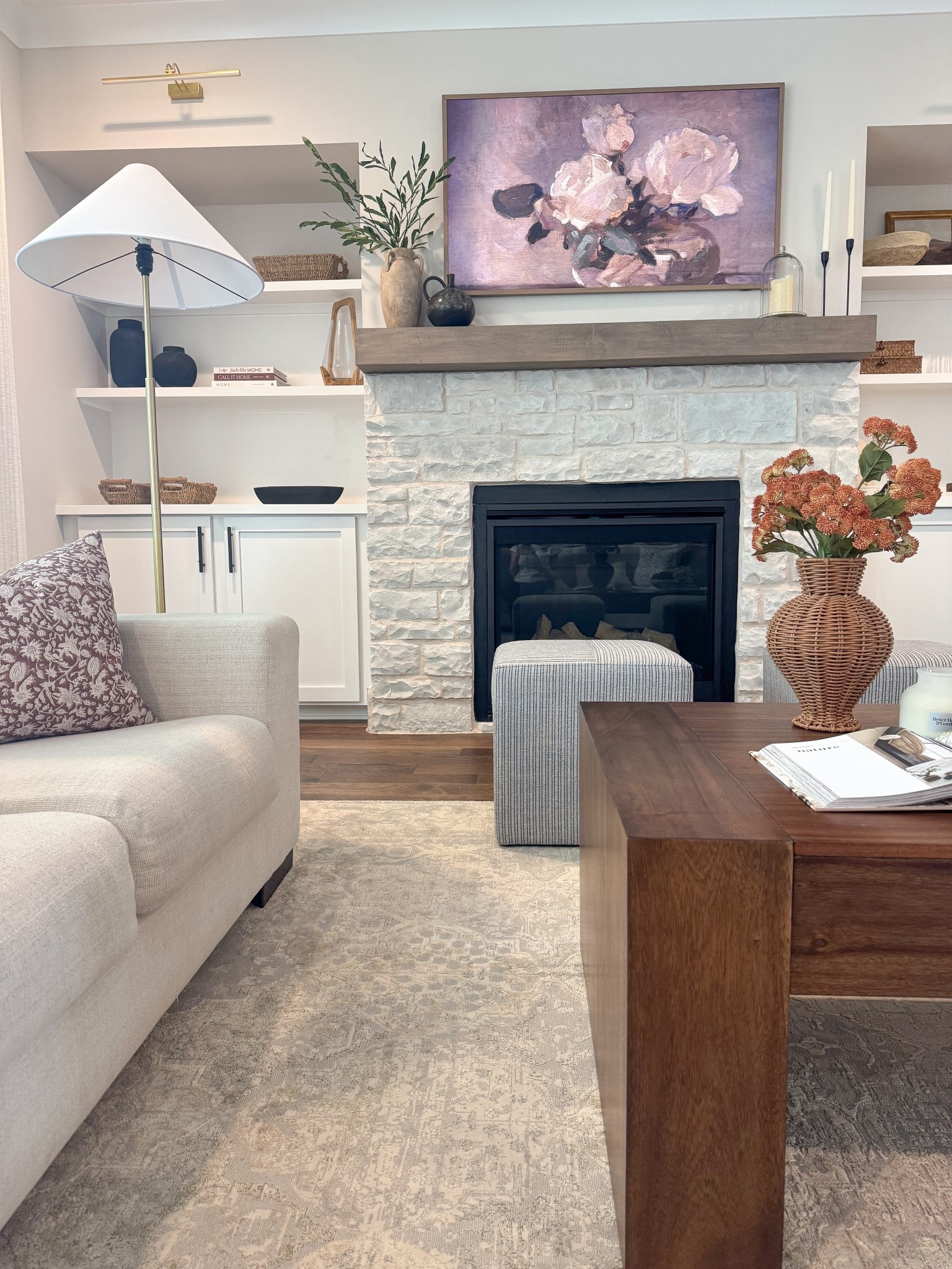 Home lately

Modern transitional home, living room decor, modern organic living room, coffee table, living room ideas, living room design, transitional home, modern organic coffee table, wood coffee table, sofa, washable sofa, living room rug, fall home decor, fall decorating ideas,
Fall decor 

#LTKHome