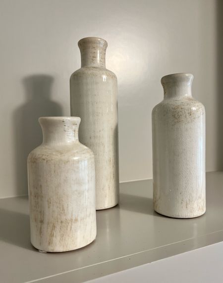 Shelf decor: mini ceramic vases set 