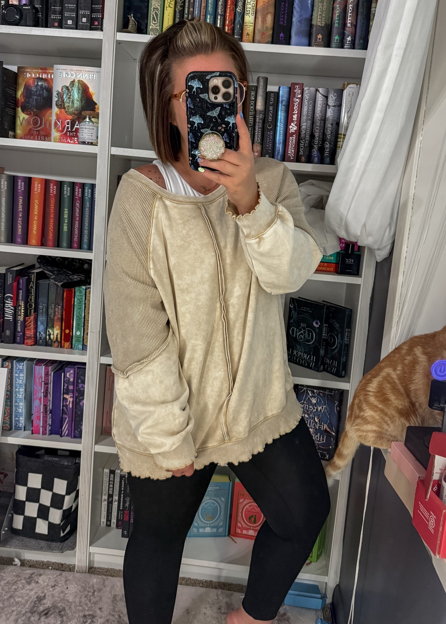 Oversized, cozy, & book-nook approved 🤎
This mineral wash pullover is soft, slouchy, and perfect for curling up with a good fantasy read (or a cat 😽). It’s linked in my LTK along with my go-to leggings—comfy girls unite!
#LTKFallStyle #LTKUnder50 #CozyVibes #MidsizeStyle #BookishLook #CasualOOTD #LTKfit #WeekendStyle #LibraryAesthetic 

#LTKMidsize #LTKFindsUnder50 #LTKSaleAlert