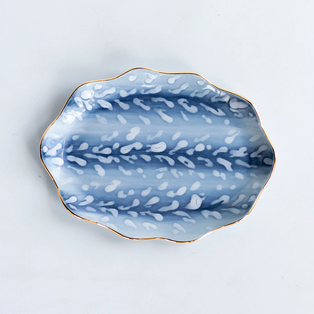 Antelope Savon Scallop Trays | Susan Gordon Pottery