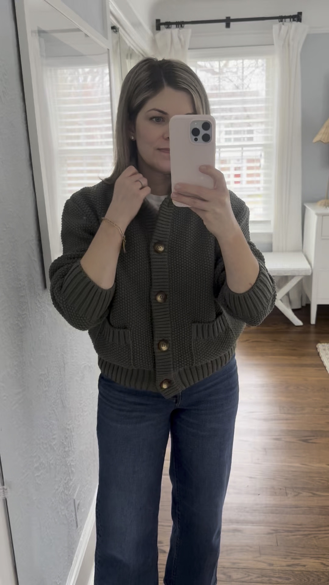 Love this sweater so much. The quality is so good 