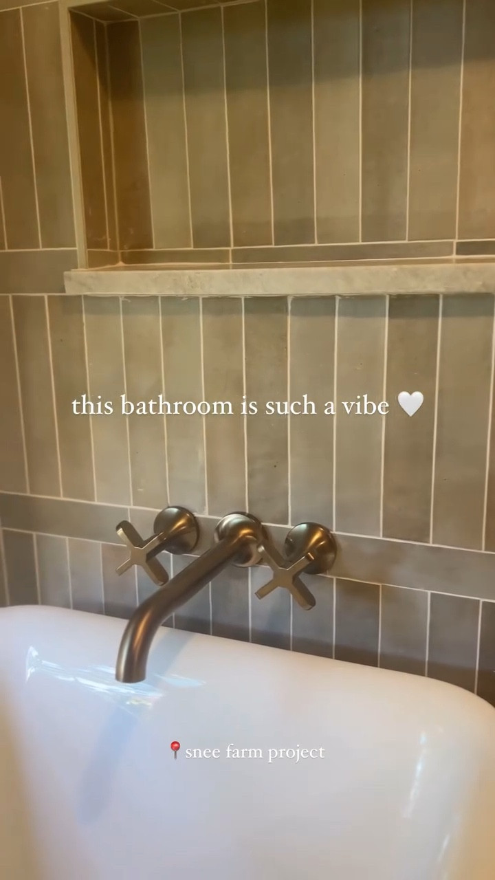 this bathroom is such a vibe 🤍 📍snee farm project