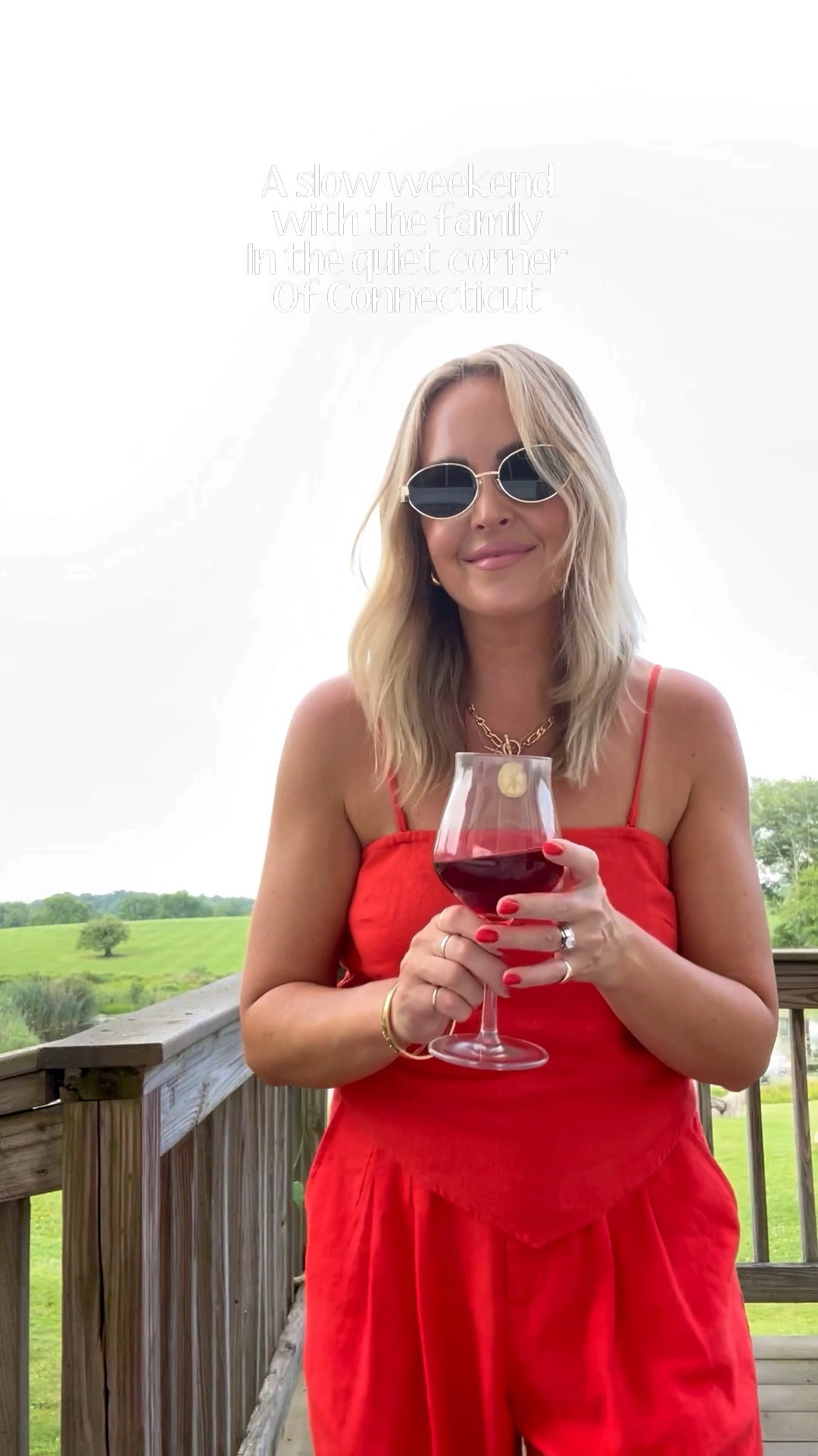 The cutest 2 price linen blend set from Target! Still can’t believe the price. Wearing 6 in bottoms and small in top.

Pants come in white too!