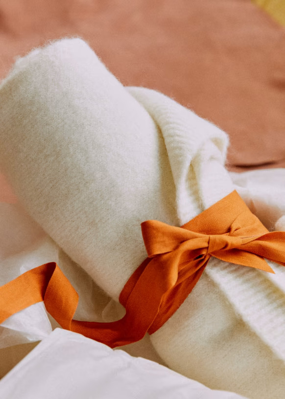 Beanie & Scarf Gift Set - Ecru - Baby Alpaca - Sézane | Sezane Paris