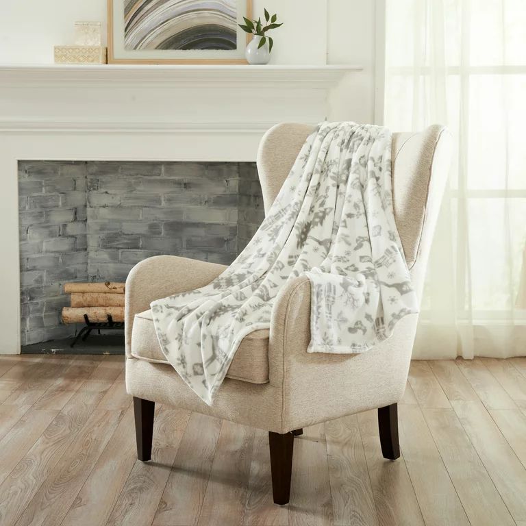 Great Bay Home Velvet Plush Fleece Holiday Printed Warm and Cozy Throw Blanket  (50" x 70" Throw,... | Walmart (US)