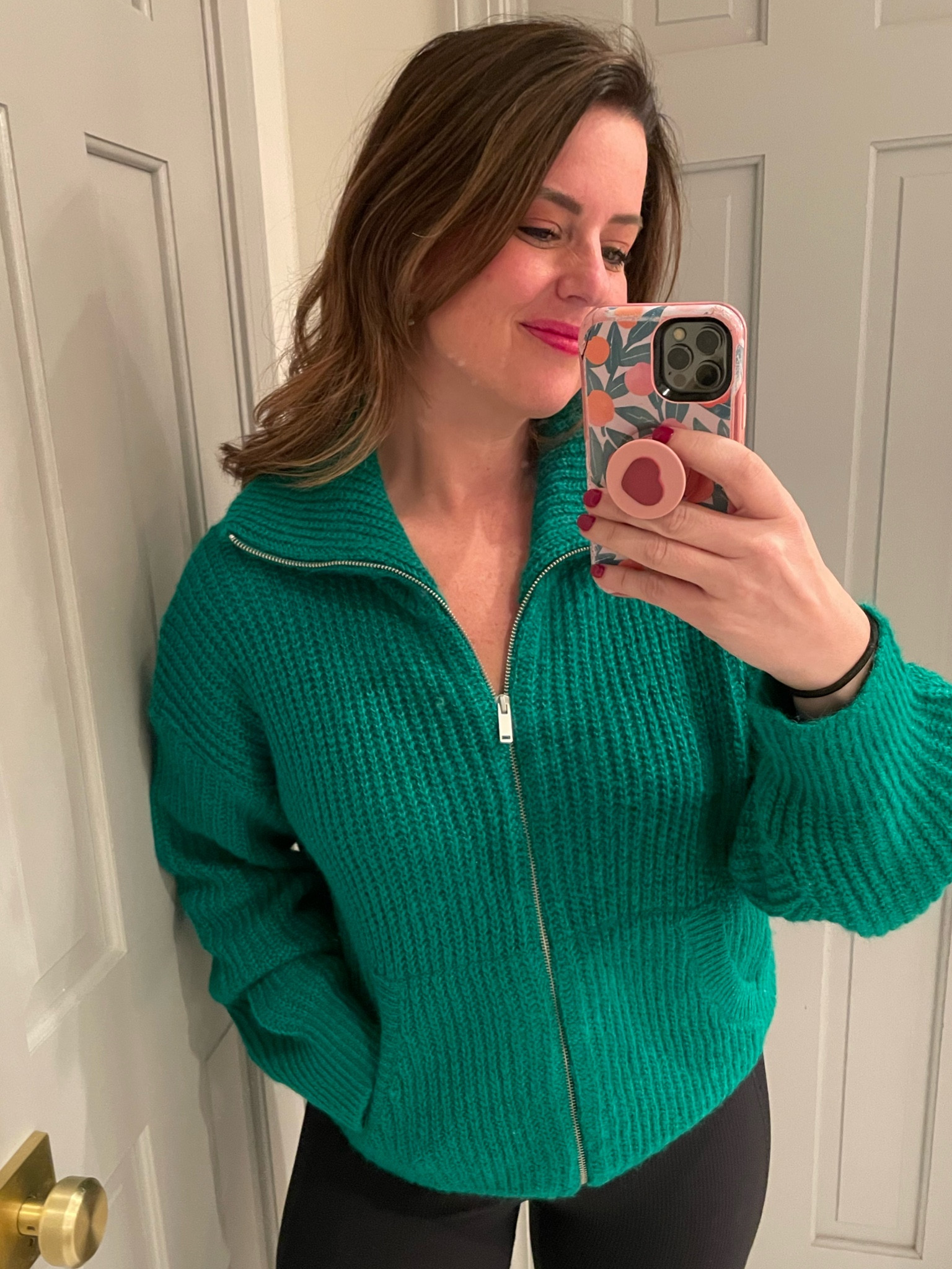 The perfect sweater zip up! i want to live in this coziness! #hocwinter