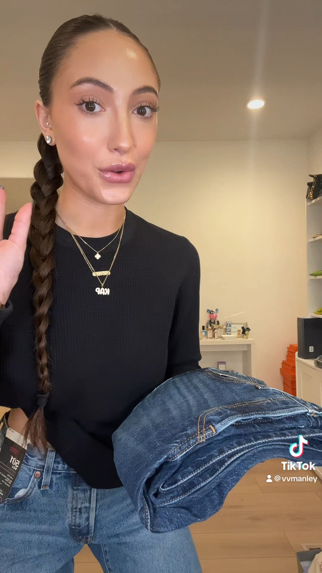 The BEST jeans!!! 

#LTKVideo #LTKstyletip #LTKfindsunder100