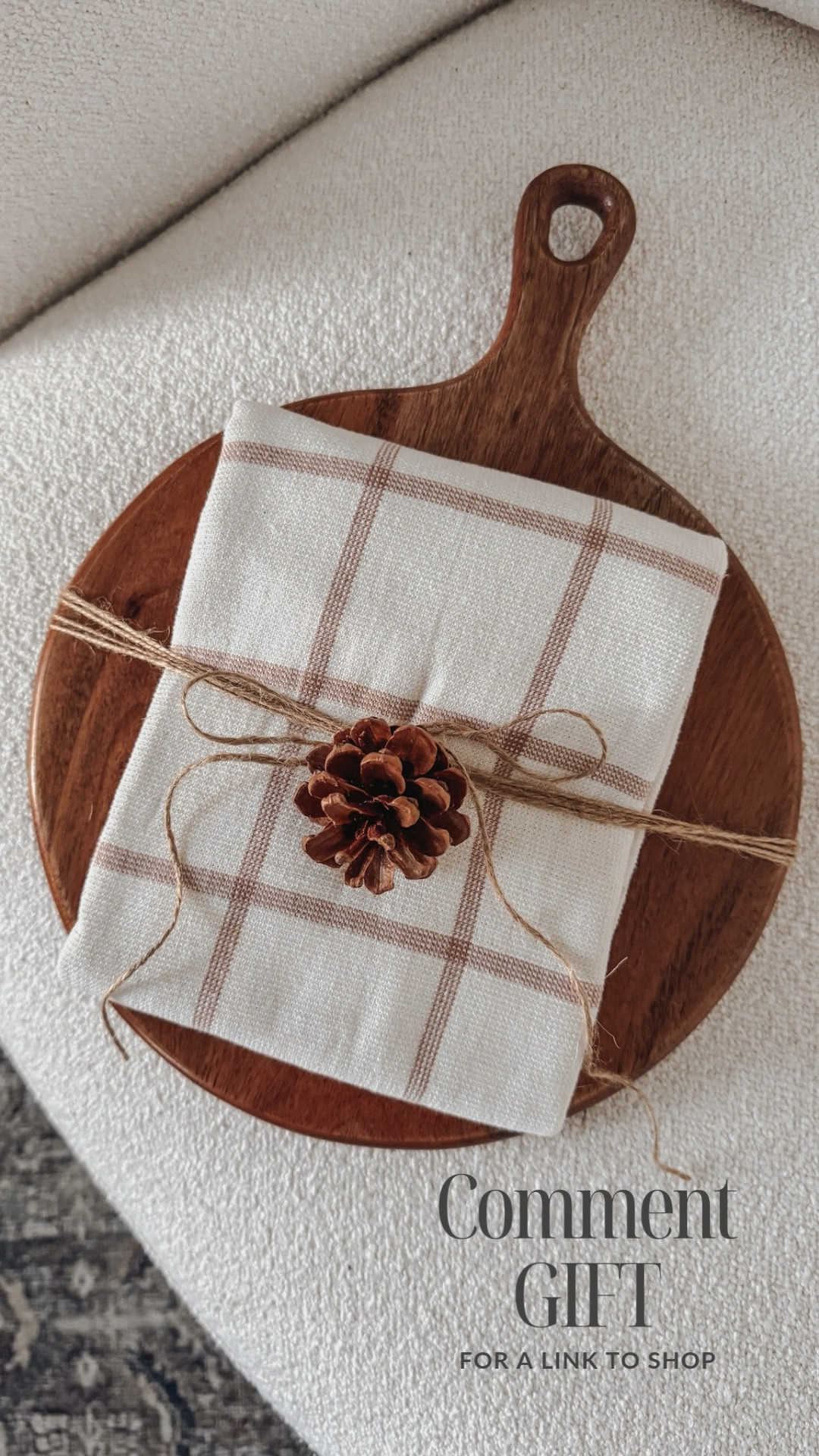 Easy hostess gift for fall 🍂 perfect for Friendsgiving & Thanksgiving 🤎

#LTKVideo #LTKGiftGuide #LTKSeasonal