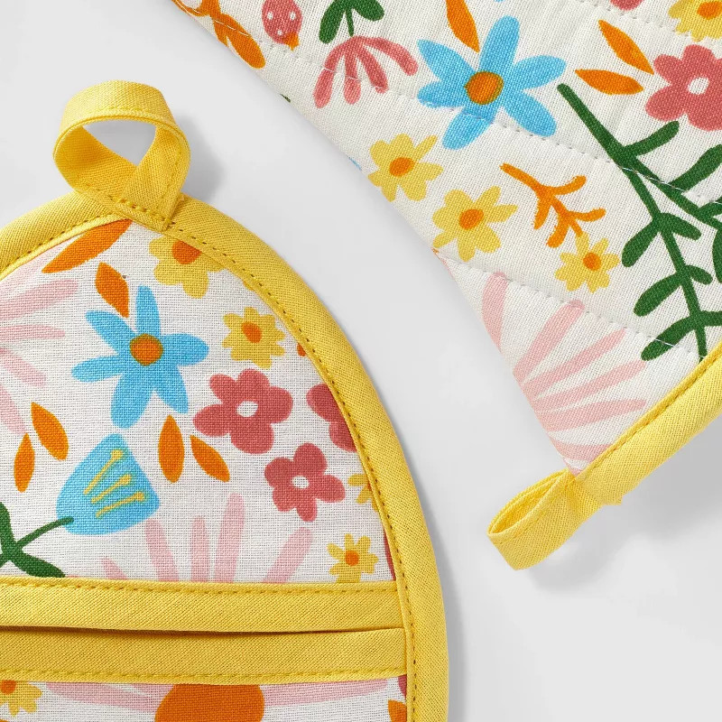 2pc Cotton Flower Oven Mitt and Pot Holder Set - Spritz™ | Target