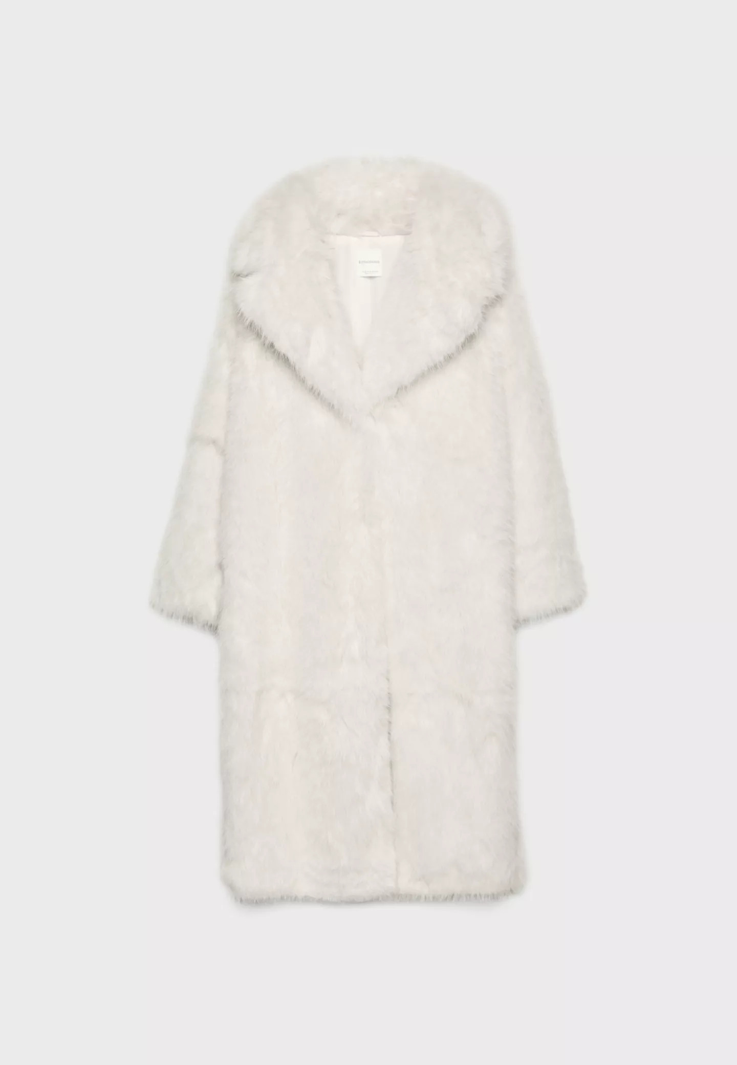 Long Shaggy Faux Fur Coat - Women's fashion | Stradivarius United Kingdom | Stradivarius (UK)