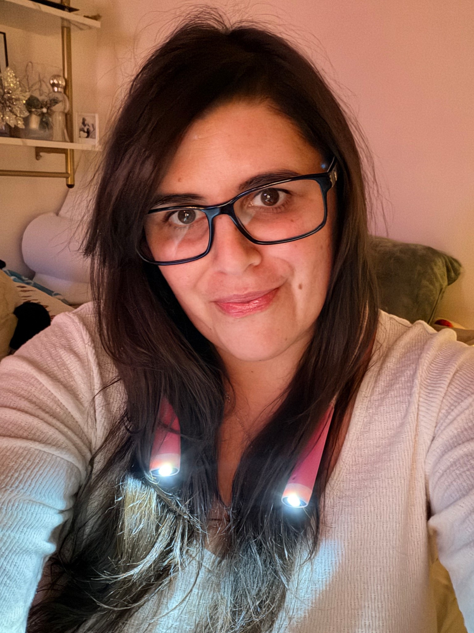 This neck light is so good! It comes in several color options + it has 3 different lighting settings. Perfect for travel too 

#LTKFindsUnder50 #LTKTravel #LTKHome