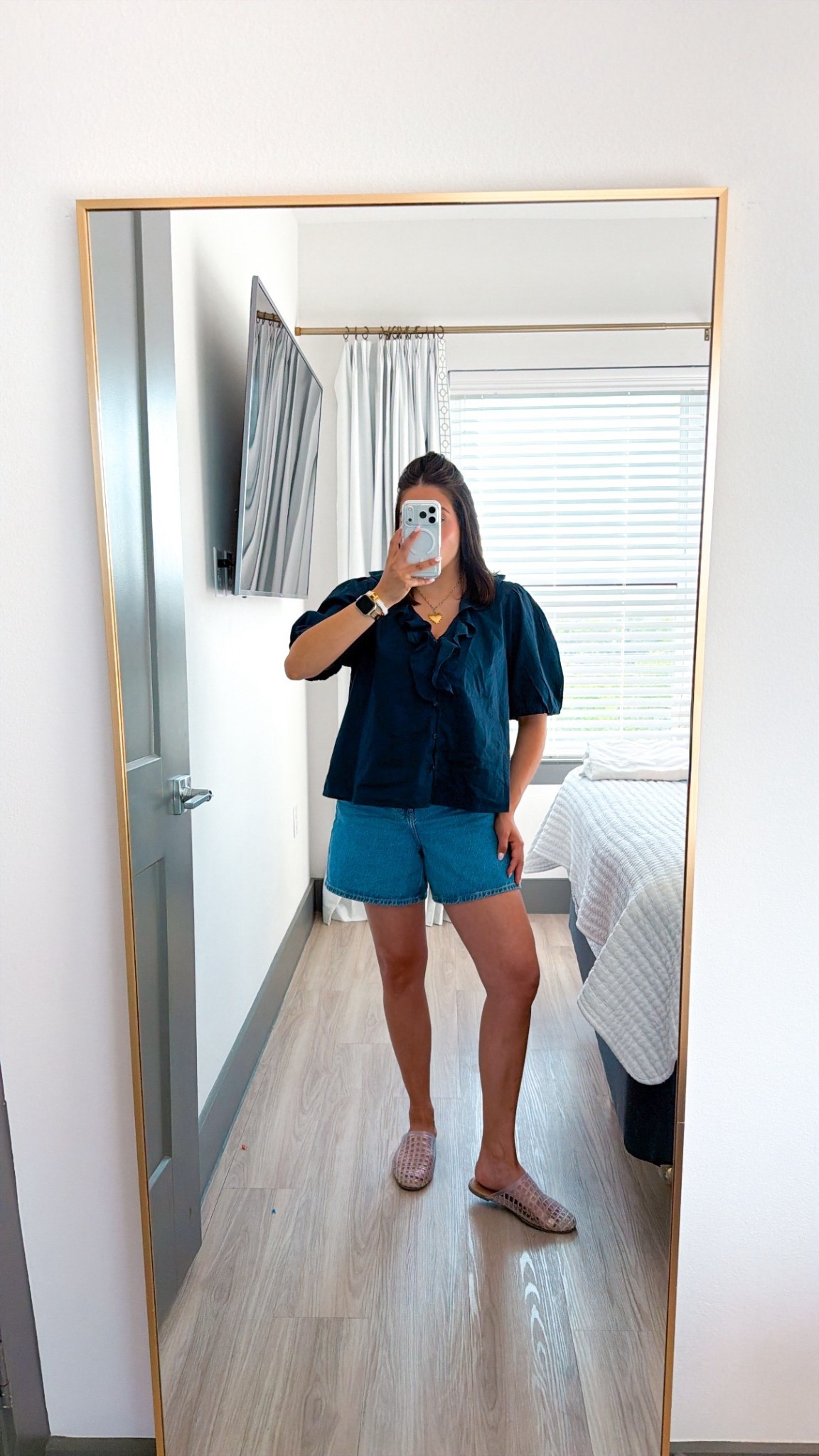 Friday Outfit 

I’m wearing a 6 in my shorts and a large in my top!

#LTKootd #LTKU