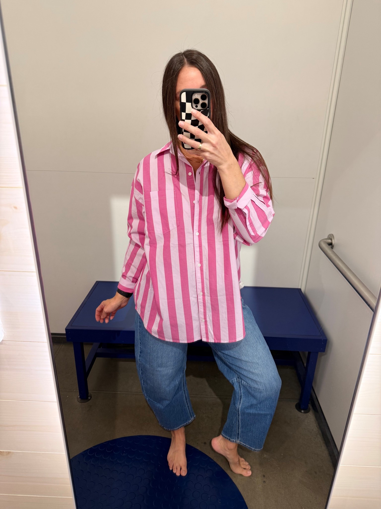 Spring staples you’ll actually wear 🌷

Old Navy is so good right now, comfy, easy pieces you can throw on for real life (errands, school drop-off, travel).

Button-downs, biker shorts, soft sets, denim + everyday layers you’ll repeat all season.

Effortless + flattering without overthinking it.

✨ Sizing
Pants: 4 | Tops: M (oversized)
5’5” | 130 lbs

Everything’s linked in LTK, grab your favorites before sizes sell out 💛

#LTKootd #LTKOver40 #LTKSaleAlert