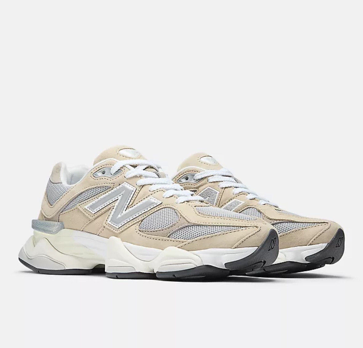 Why am I OBSESSED with these NB 😩

#LTKActive #LTKTravel #LTKStyleTip