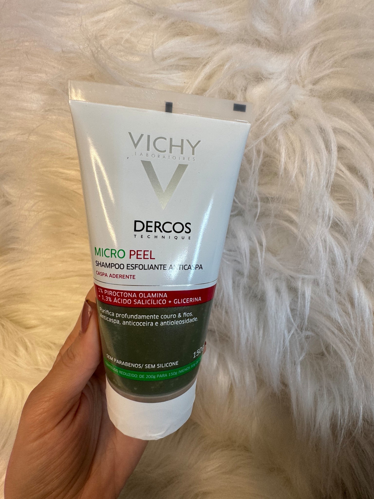 Cuidado intensivo pro couro cabeludo! 🧴✨
Testando o Shampoo Vichy Dercos Micro Peel, esfoliante anticaspa que limpa profundamente e ainda ajuda no controle da oleosidade.
Cabelos mais leves desde a primeira lavagem! 💆‍♀️
Link disponível na minha vitrine 🌿

Use o cupom: AMOBELEZA e garanta mais 10% OFF na sua compra 🛍️

#VichyDercos #CuidadosCapilares #Anticaspa #LTKBeauty #AchadinhosLTK #SkincareDoCouroCabeludo

#LTKpromo #LTKbrasil #LTKbeleza