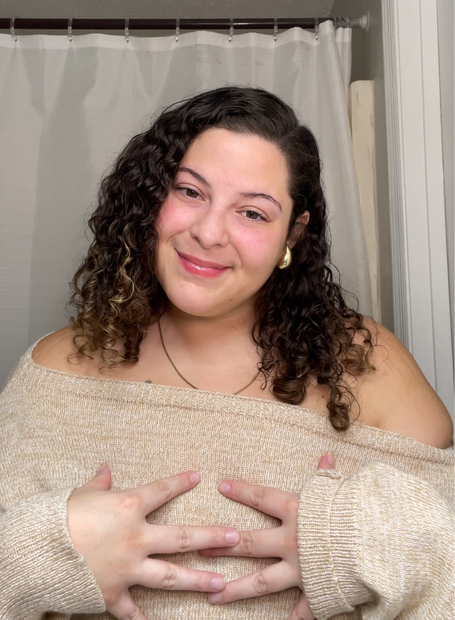 Plus size holiday outfit idea 🫶🏼💕


Pinterest plus size Inspo, plus size outfit, plus size outfit, plus size outfit, holiday outfit, ideas, plus size sweater, sweater, weather, chunky gold earrings,

#LTKParties #LTKPlusSize #LTKFindsUnder50