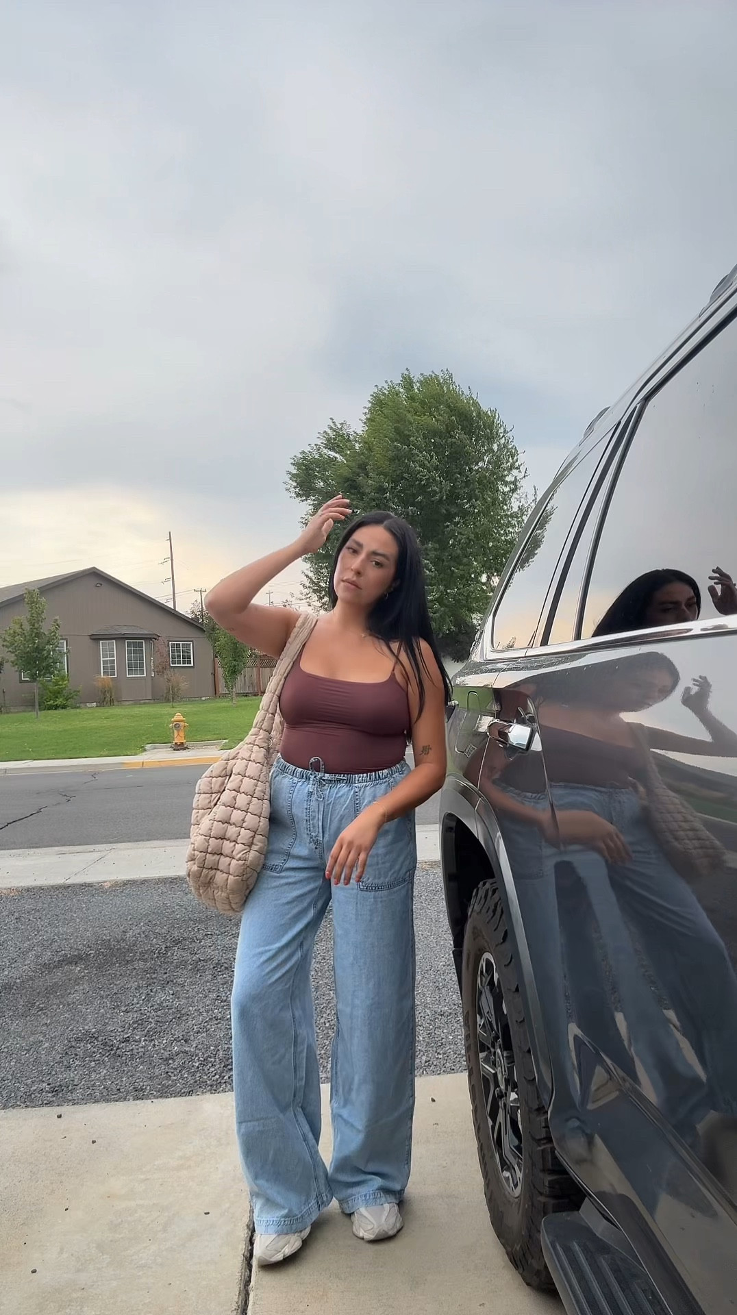 Fall outfits start now 🍂

Baggy jeans 
Gap jeans 
Wide leg Jeans 
Amazon tanks 
Basics
New balance shoes 
New balance 9060s 
Fall style 

#LTKShoeCrush #LTKStyleTip