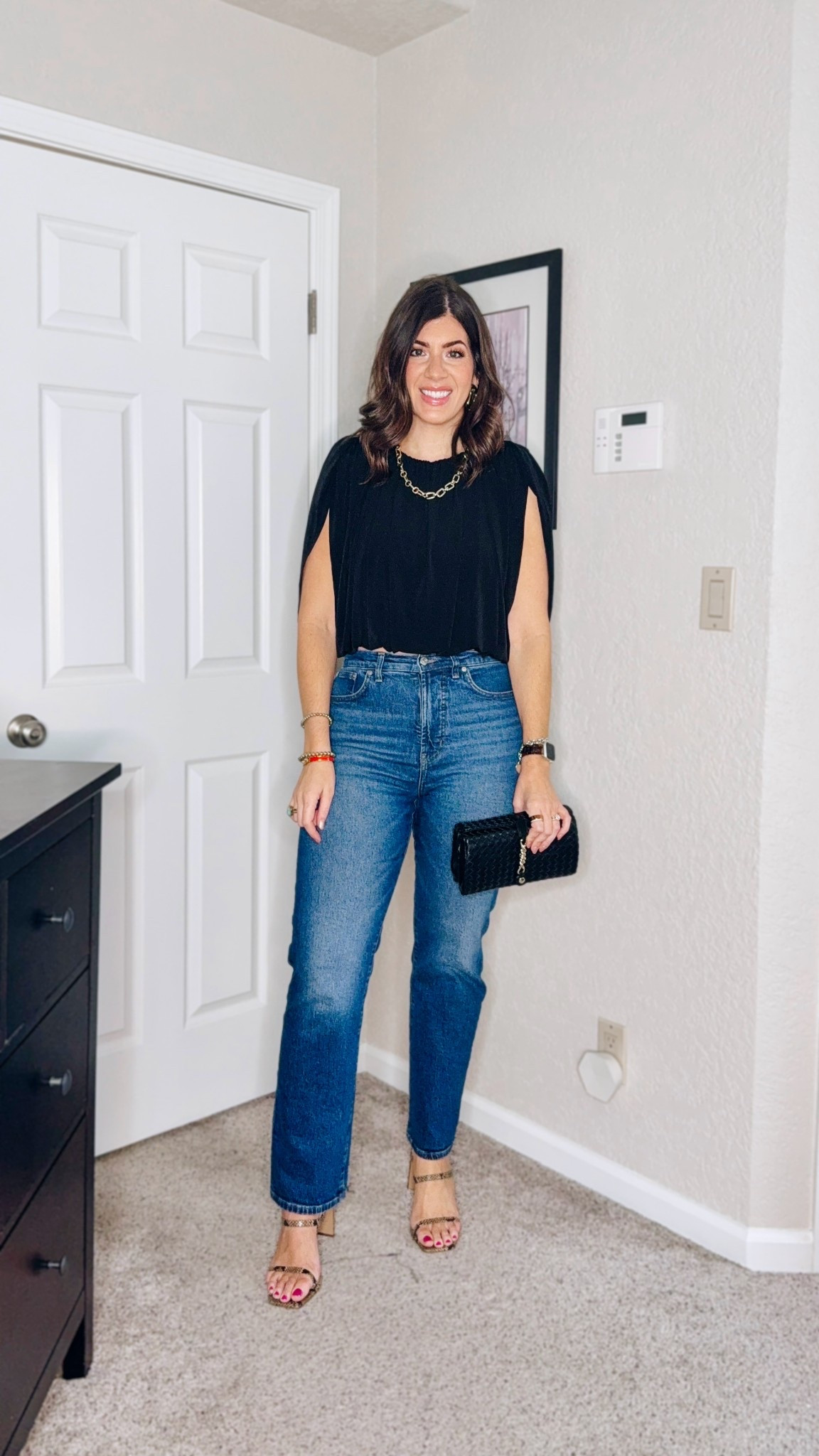 Midsize date night outfit
In a medium drapey top (code ANTHRO20)
In a 29 regular straight jeans


#LTKMidsize #LTKWatchNow #LTKSaleAlert