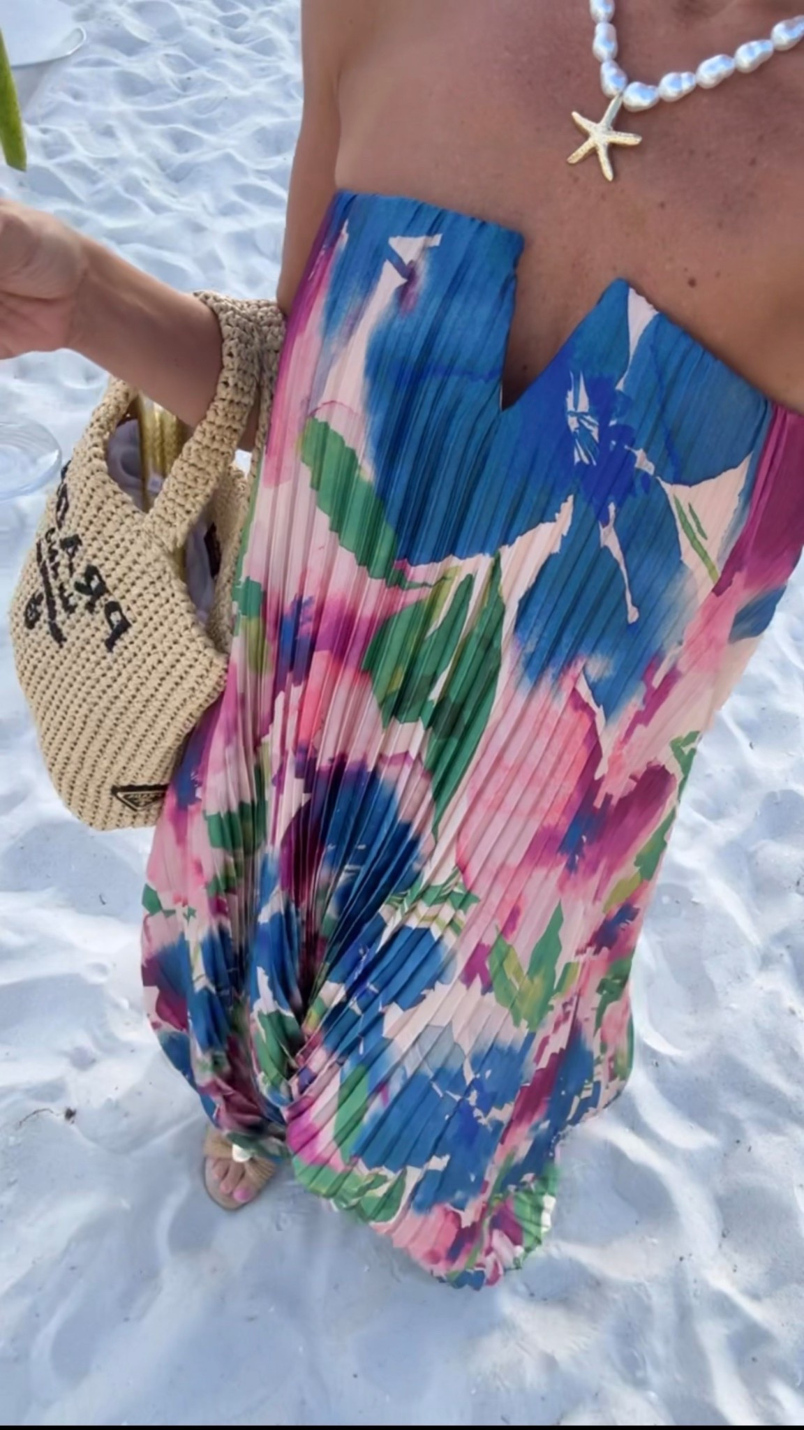 This dress is beautiful! Tts and currently 40% off. Also linked me necklace and sandals. 