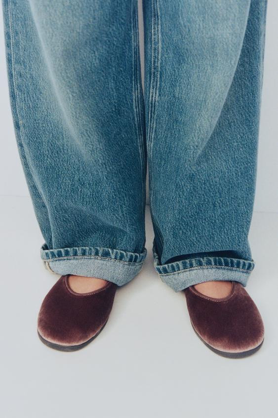 VELVET BALLET FLATS | Zara US