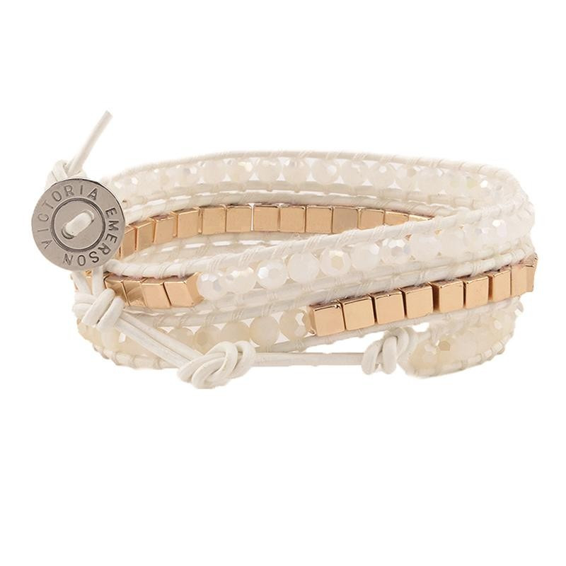 Shauna on White | Victoria Emerson