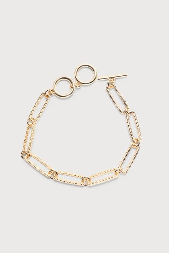 Trendy Designs Gold Textured Rectangle Chain Bracelet | Lulus (US)