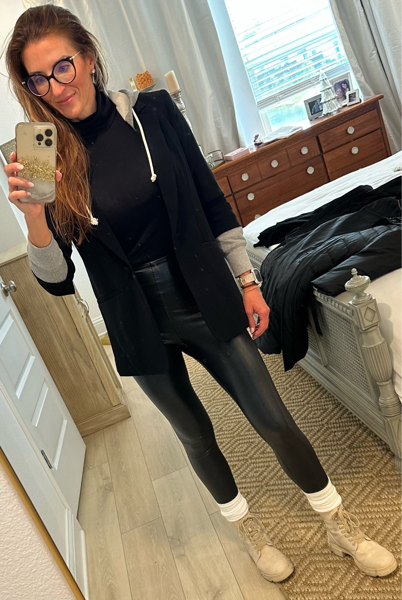 Combat boots: https://shushop.com/products/zola-1?variant=41725411033257&currency=USD&utm_medium=product_sync&utm_source=google&utm_content=sag_organic&utm_campaign=sag_organic&gad_source=1&gclid=EAIaIQobChMIy4rOyIfYggMV7jnUAR2-0QlREAQYASABEgIsE_D_BwE