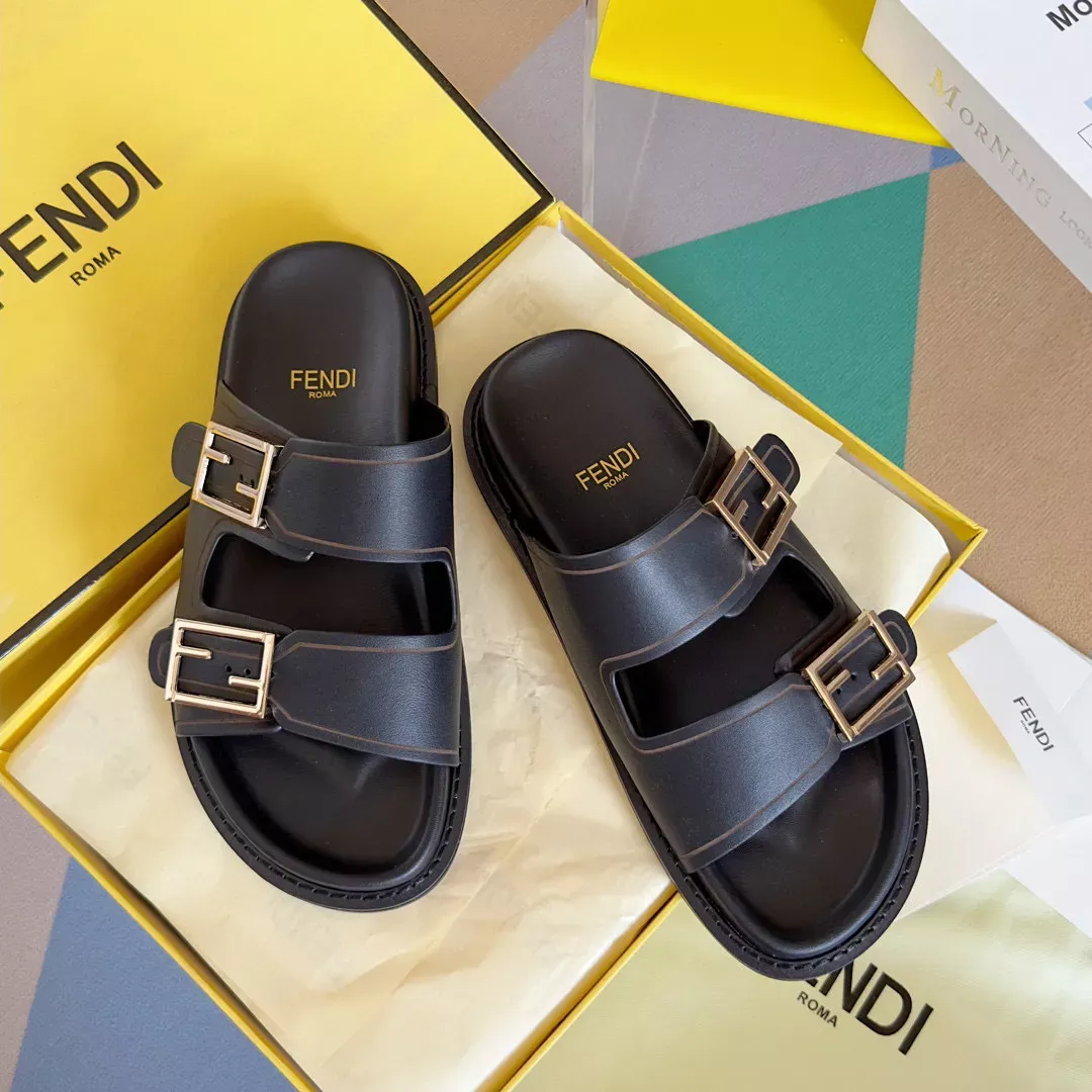 Fendi discount buckle slides