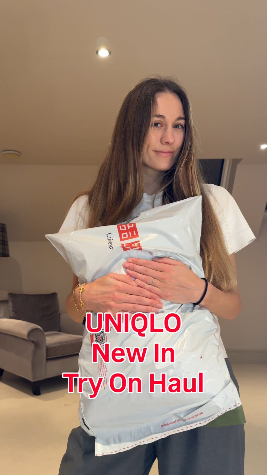 New in Uniqlo try on haul! From viral trousers to new polo tops - what’s your favourite?

Take your usual size in trousers and top, I’m wear size Small in tops and XXS trousers x

I usually don’t do these so your feedback would be invaluable ♥️ #tryonhaul #newin #uniqlo knitwear polo tops

#LTKeurope #LTKworkwear