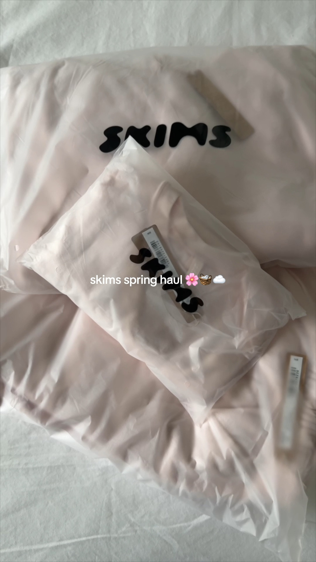 skims spring try on haul #skims #haul 
wearing size s in the cotton jersey tee, size s in the sweatpants (normally a size 27 in pants), & size m in the hoodie! 🤍

#LTKStyleTip #LTKFindsUnder100 #LTKMostLoved