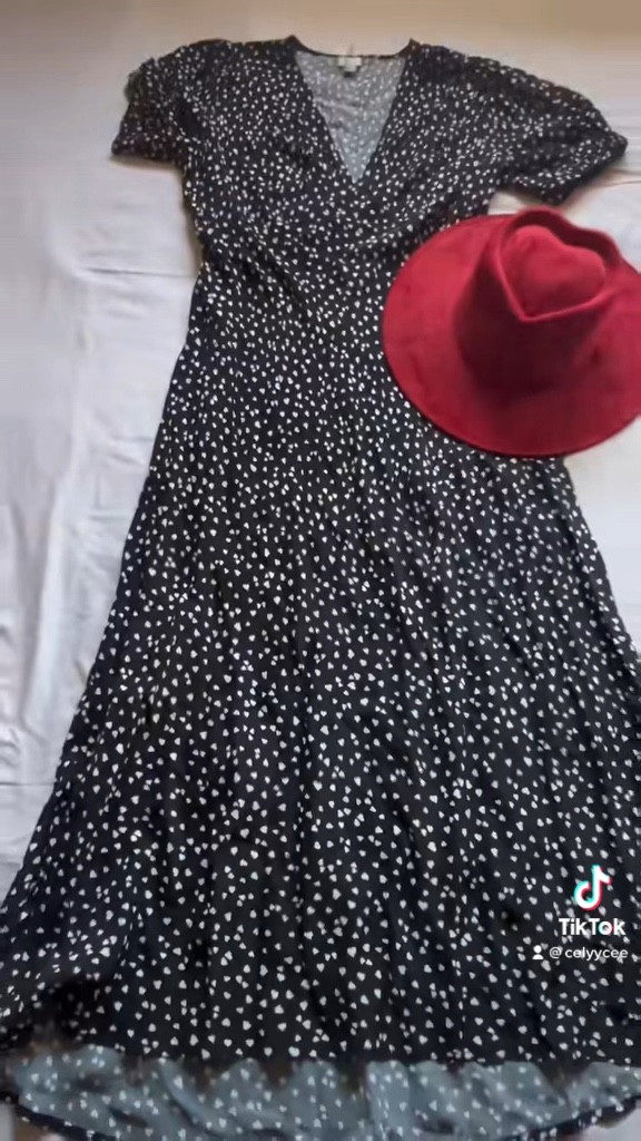 Black hearts dress, puff sleeve dress, midi dress

#LTKstyletip