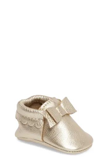 Infant Girl's Freshly Picked Metallic Bow Moccasin, Size 4 M - Metallic | Nordstrom