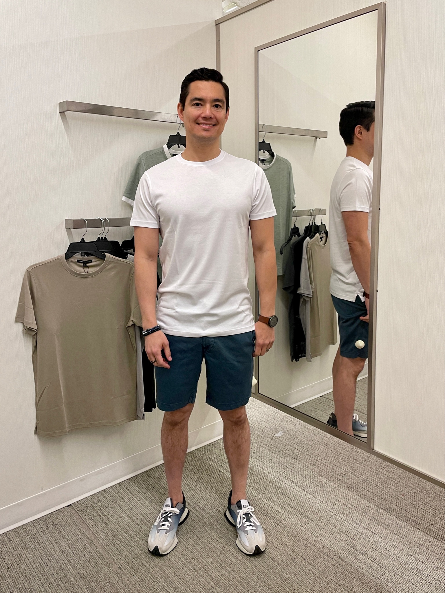 Nordstrom Anniversary Sale for men ✨ We loved these shorts! The fit is perfect and comes in multiple colors. The T-shirt is our number 1 favorite—it’s so soft and the quality is 💯!

Menswear, men’s fashion, men’s outfit, men’s style, men’s shorts, men’s T-shirt, men’s jacket, sale, NSale, sneakers, The Stylizt  



#LTKMens #LTKxNSale #LTKFindsUnder100