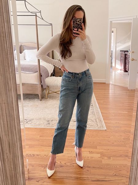 Abercrombie Curve Love Ultra High Rise Ankle Straight jeans.
Runs tts, wearing size 26 R (I'm 5'5 for height reference).

The Abercrombie Semi-Annual Denim Sale! 25% off all denim and 15% off almost everything else! 

Plus use the code DENIMAF at checkout for an additional 15% off that can be stacked with the 25% off!

#LTKstyletip #LTKsalealert #LTKMostLoved