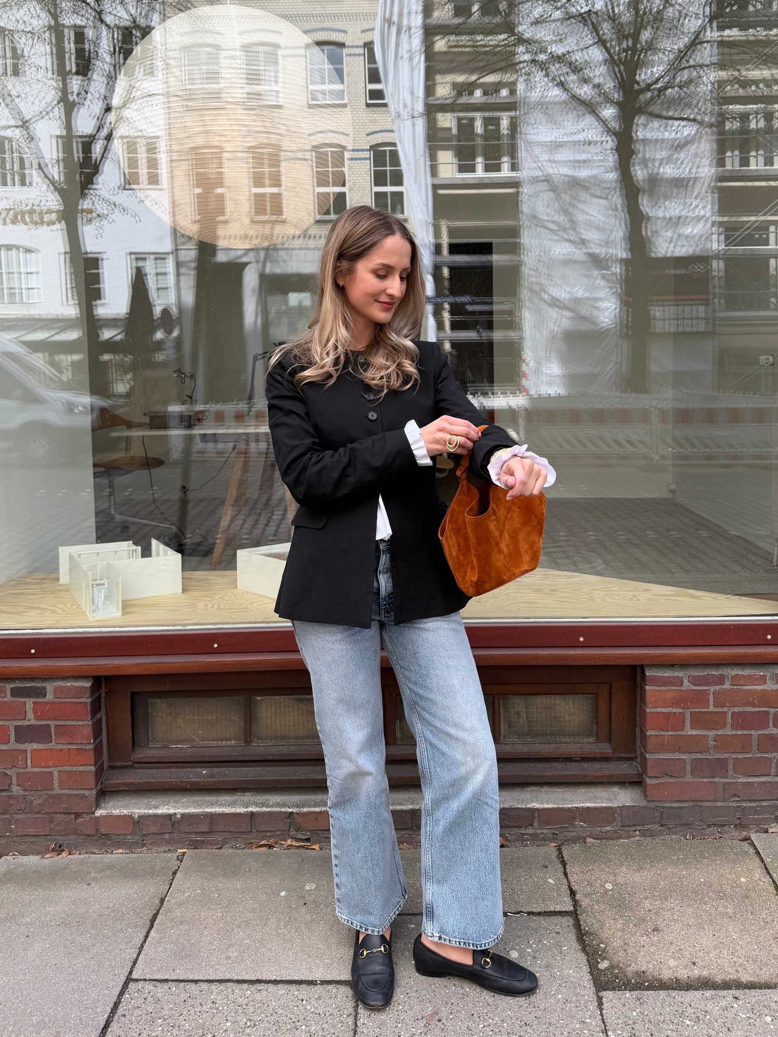 Jeans & Blazer 🖤

#LTKjeans #LTKspring #LTKdeutschland