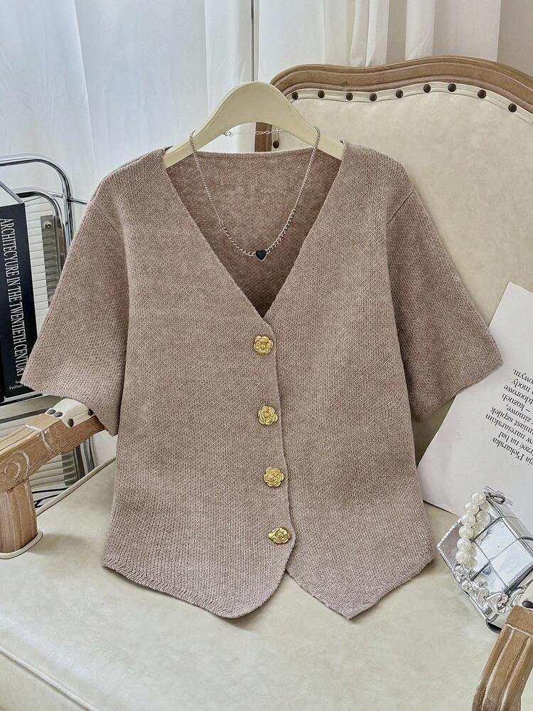 Modelyn Plus Size Solid Color V-Neck Button Front Casual Versatile Short Sleeve Sweater In Fall/Winter | SHEIN