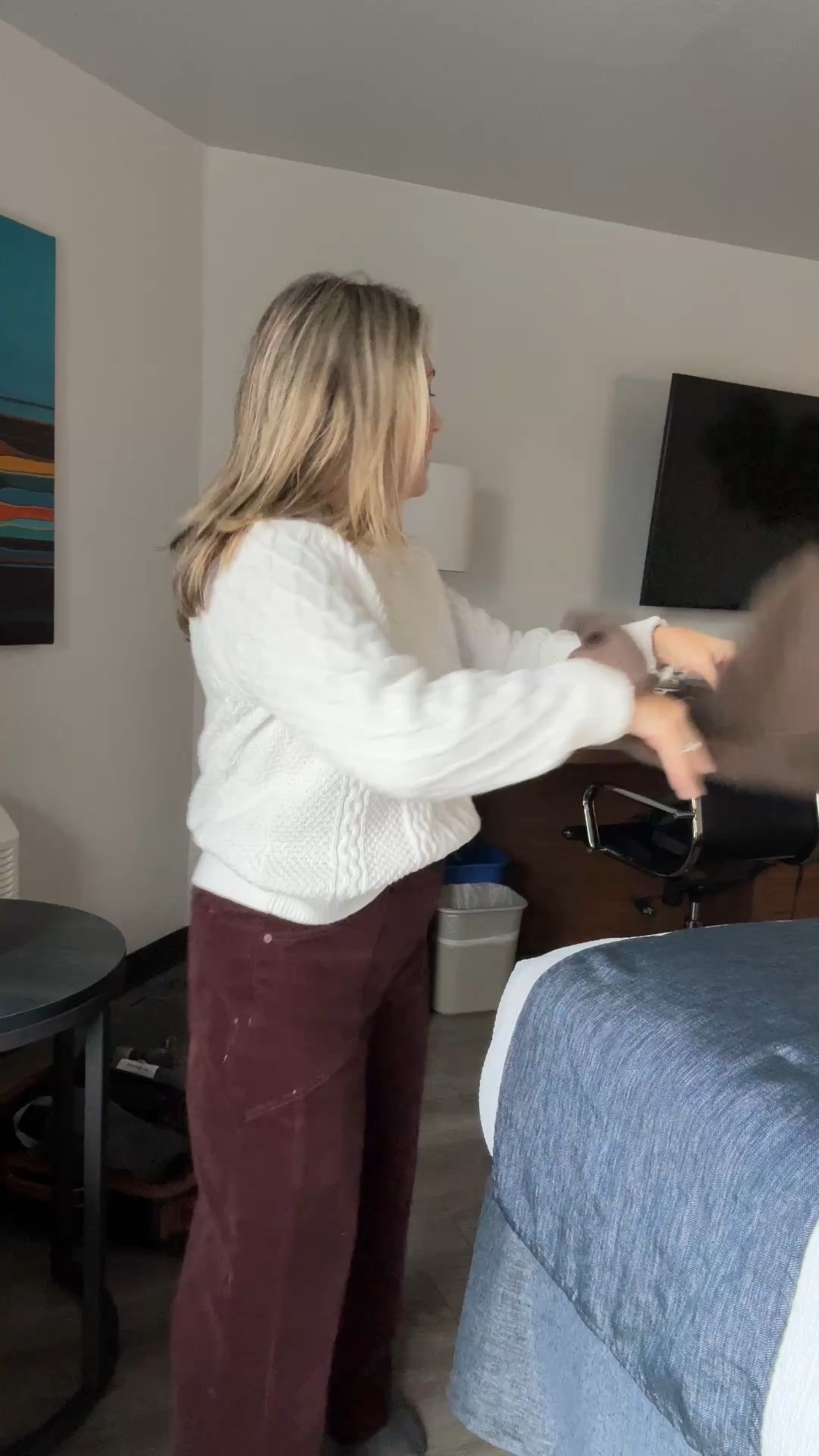 These corduroy pants are so soft & have an incredibly comfortable stretchy waist band! 