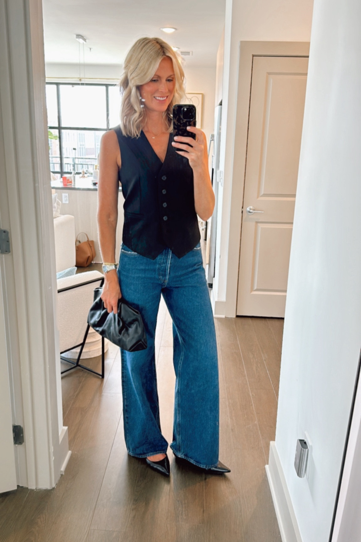 Vest, wide leg denim, Evereve

#LTKStyleTip #LTKFindsUnder100 #LTKNYFW