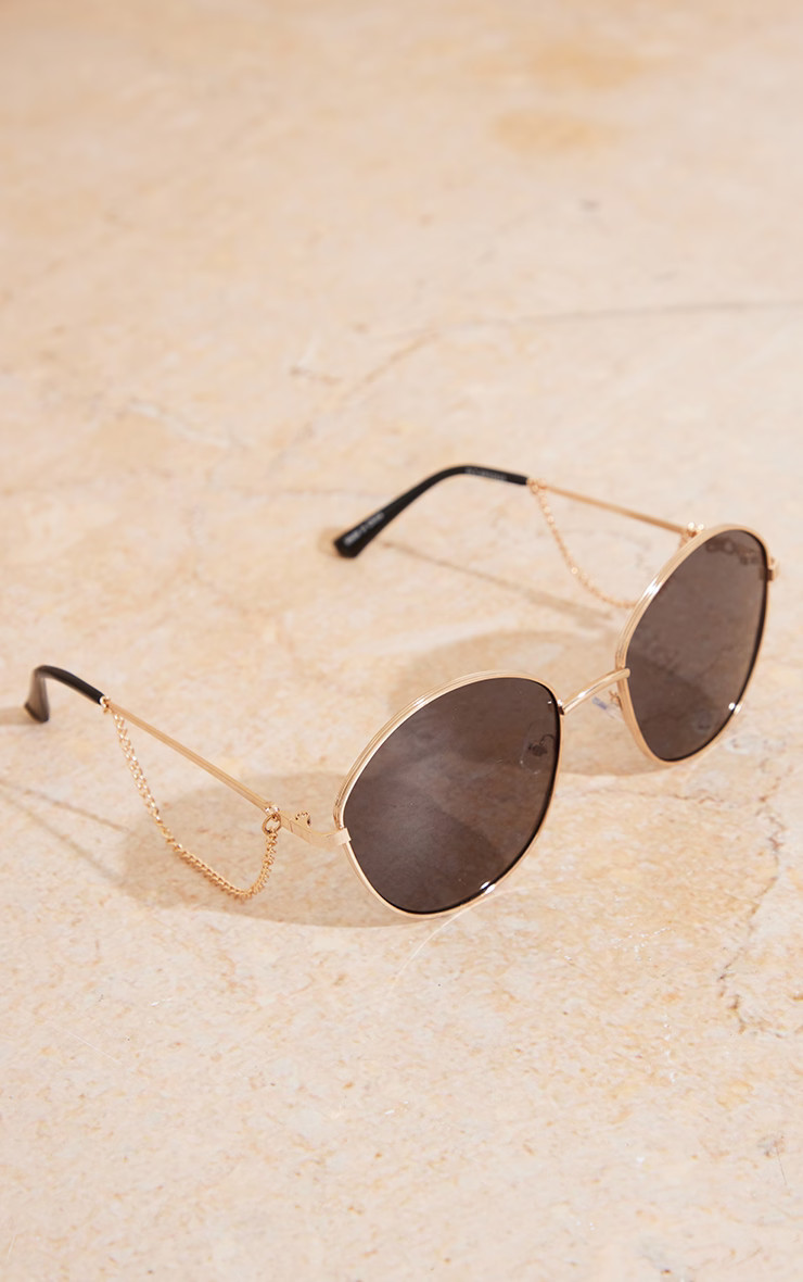 Black Dangly Chain Detail Round Frame Sunglasses | PrettyLittleThing UK