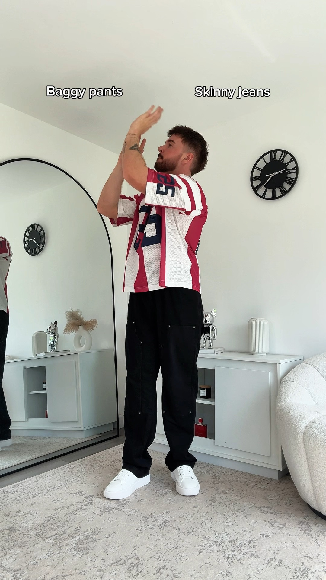 Skinny jeans 🆚 baggy pants 

#LTKmens #LTKautumn #LTKuk