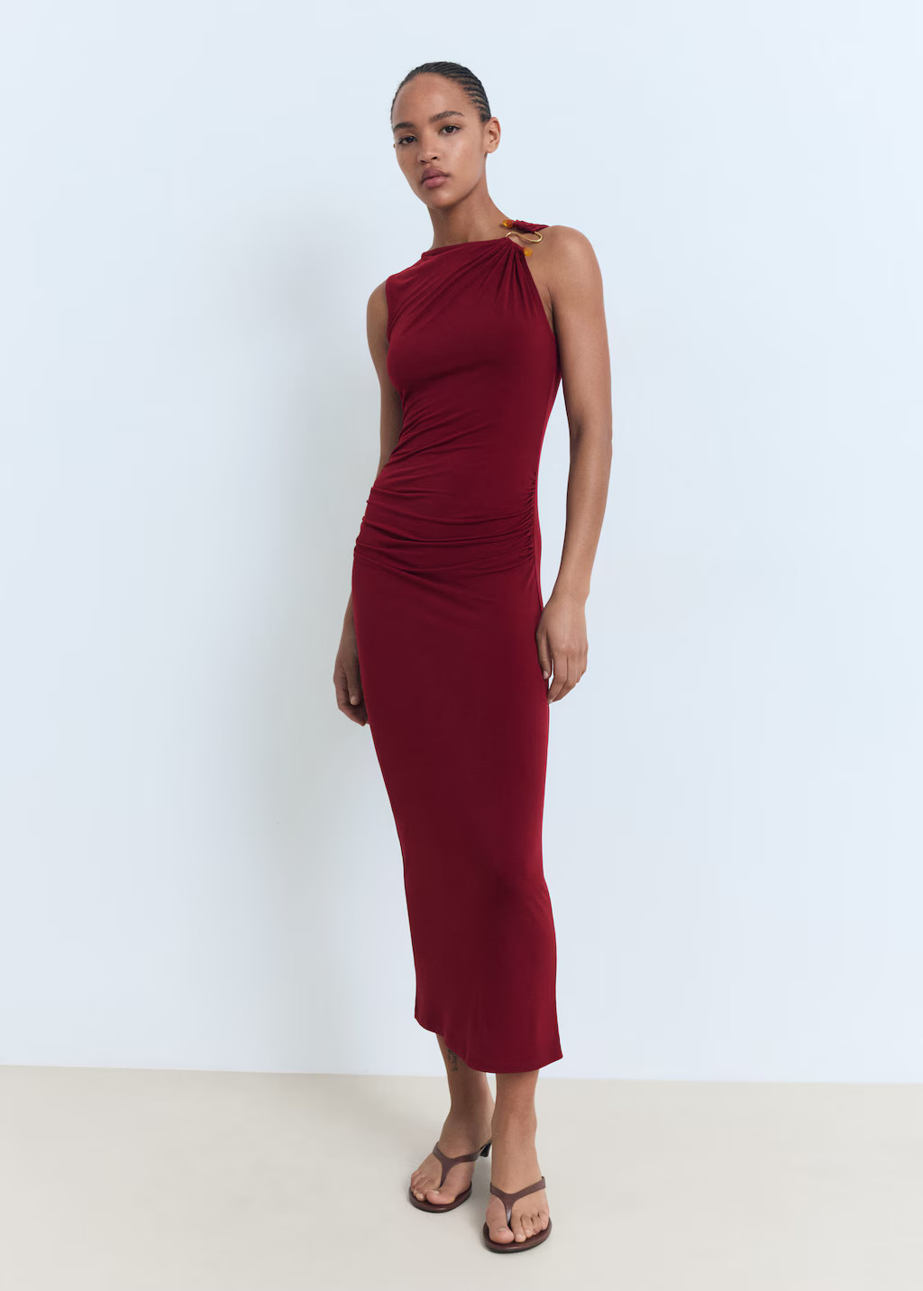 Draped dress with jewel detail burgundy - Woman - 14 - MANGO | MANGO (UK)