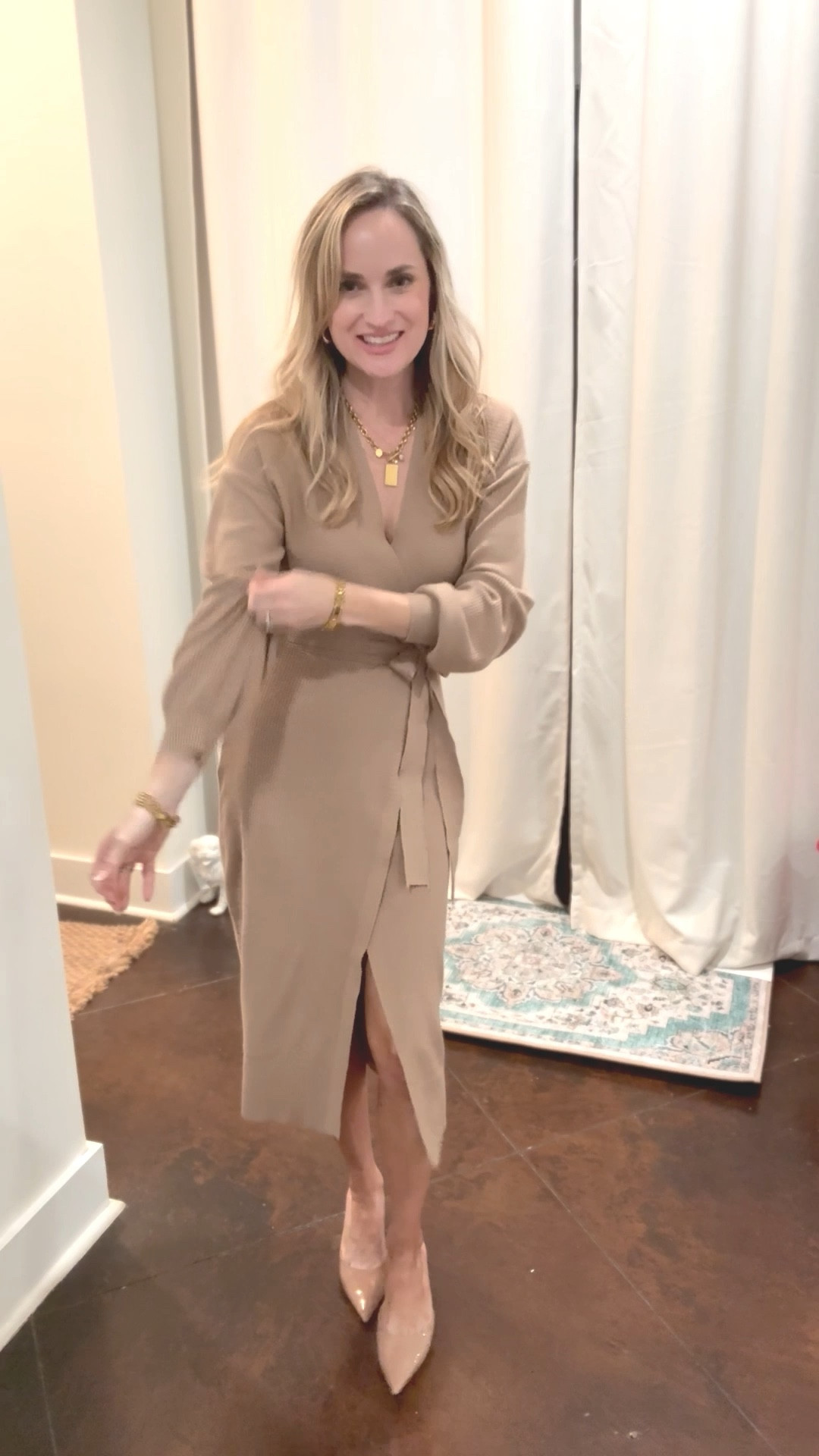 Perfect professional sweater wrap dress! 

#LTKmomlife #LTKFindsUnder50 #LTKWorkwear