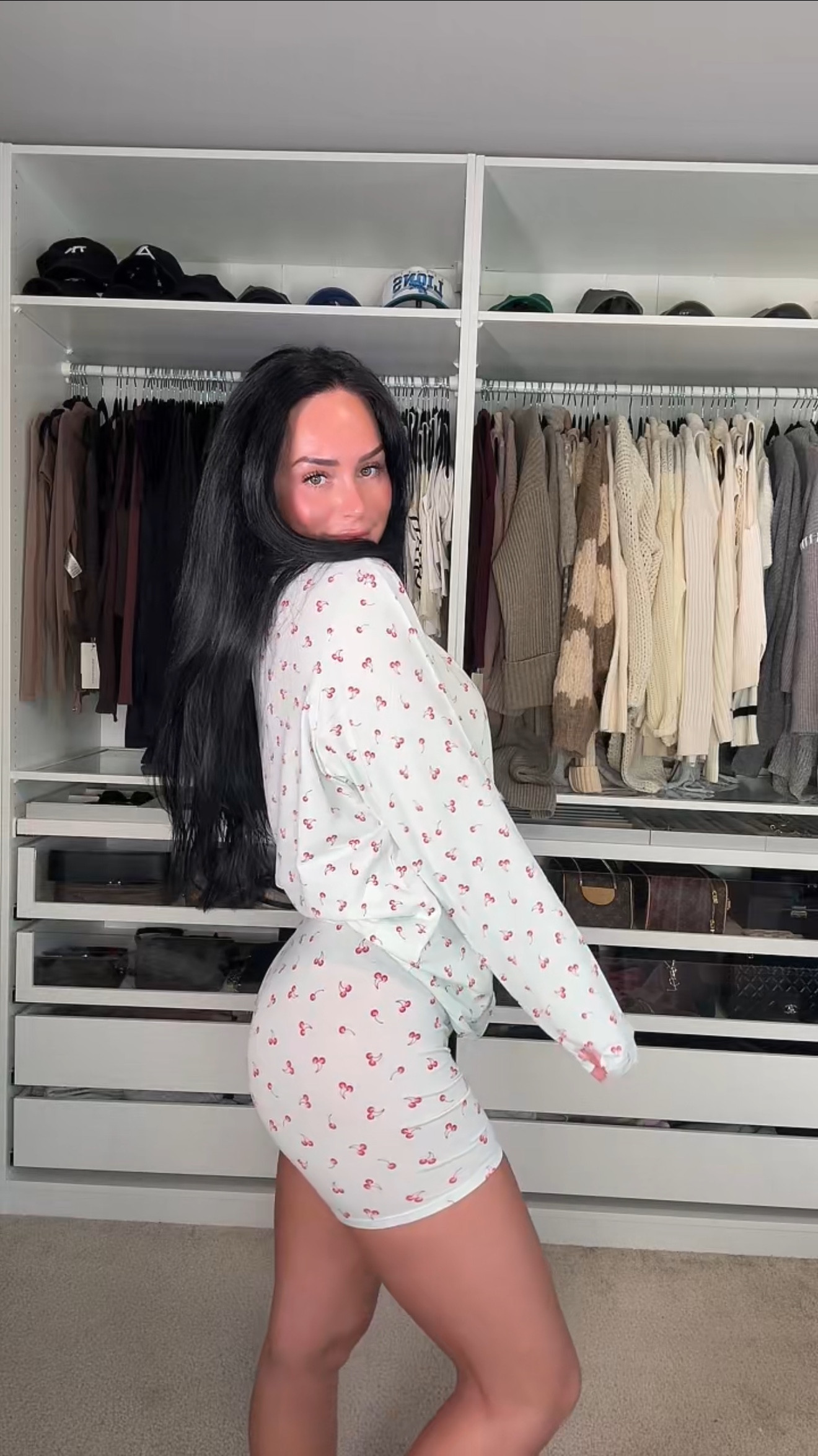 Skims Long Sleeve & boxer shorts set 🍒

I’m wearing a size small! My sizing 5’7, 145lbs, 32dd

#LTKStyleTip #LTKWatchNow #LTKU