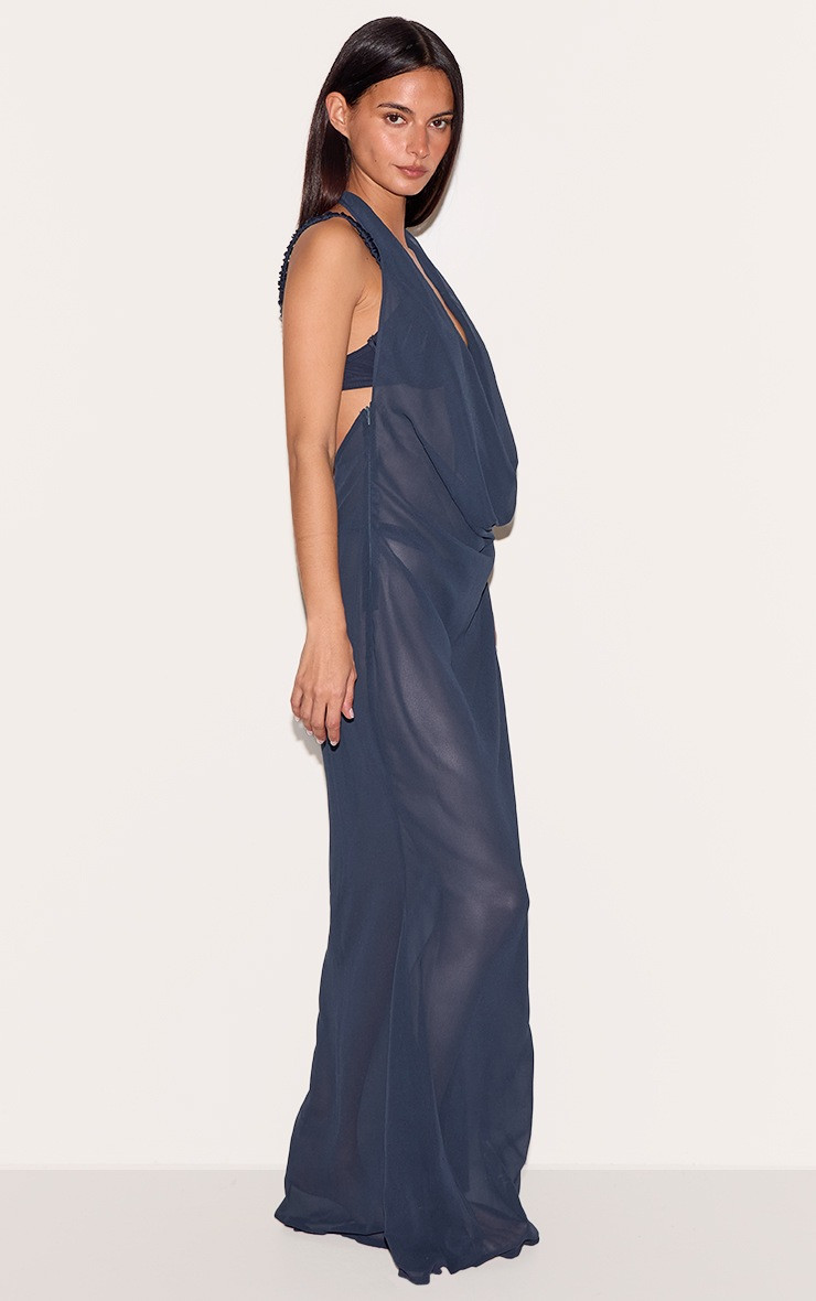 Navy Plunge Front Open Back Beach Dress | PrettyLittleThing US