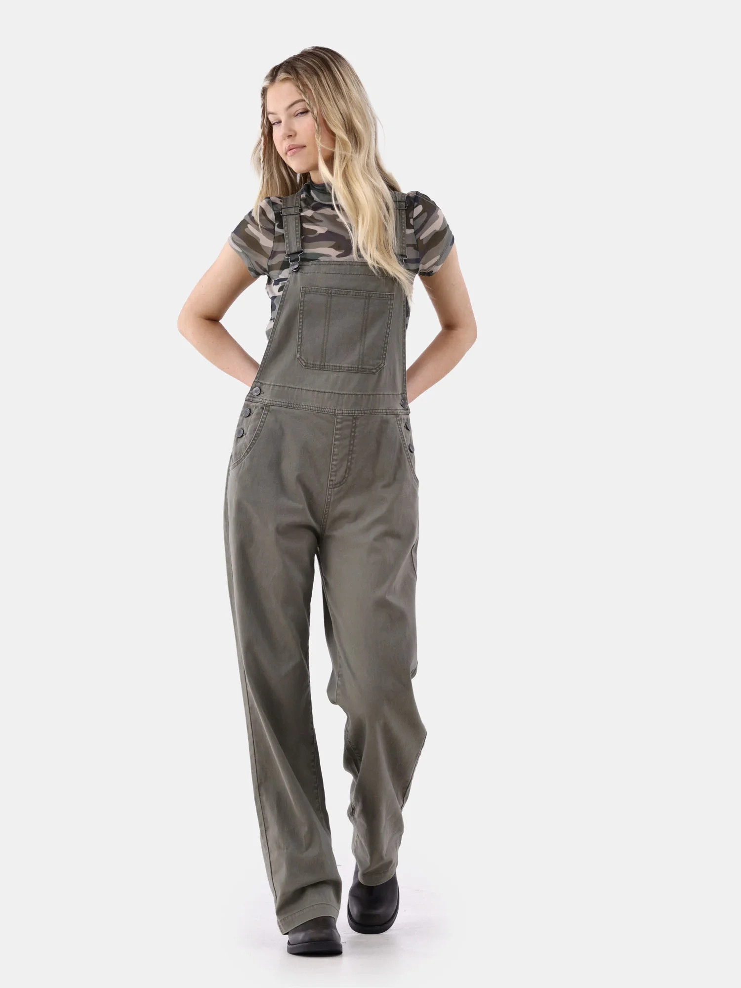 No Boundaries Relaxed Denim Overalls, Women’s | Walmart (US)