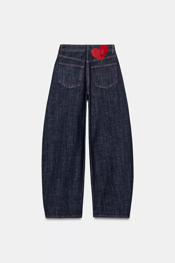 HIGH WAIST - BARRELHigh-waisted jeans with five pockets. Loose-fitting leg that tapers towards th... | Zara US